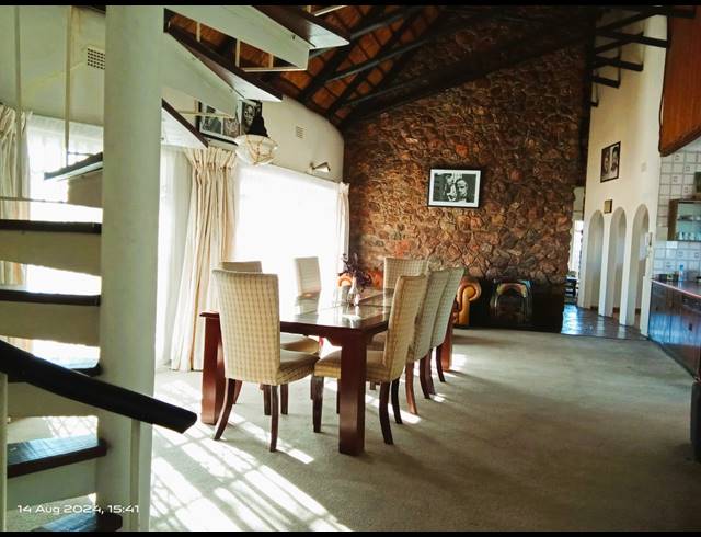 4 BEDROOM HOUSE FOR SALE IN JAMESON PARK